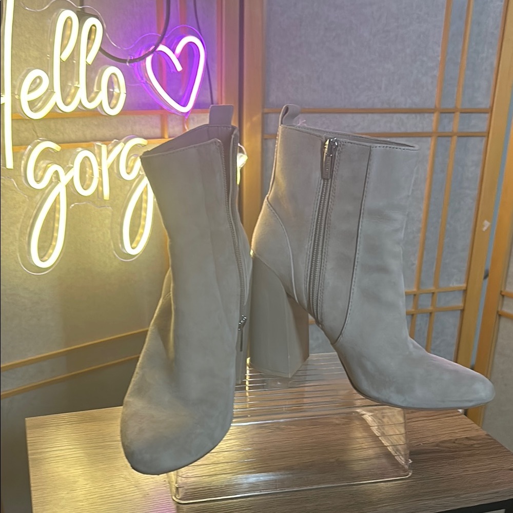 Vince Camuto Tan Heeled Boots with Stiletto Heel